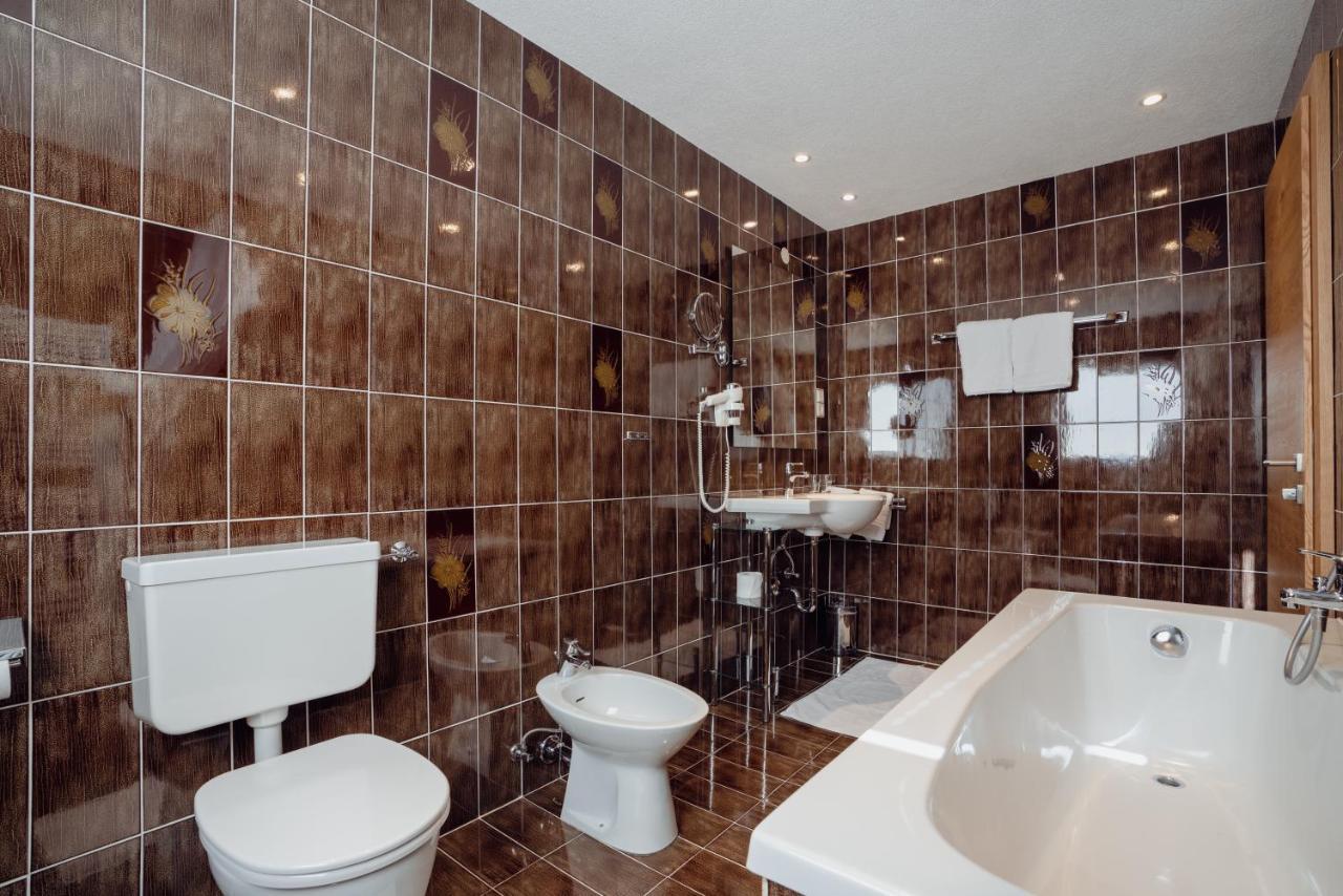 Beim Kathrein Hotel Galtür Екстериор снимка